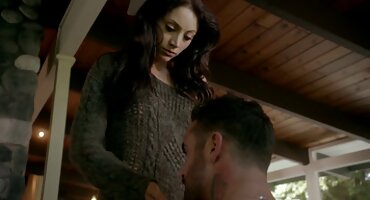 croptop sex Brunette liếm lồn gái xinh d khiêu dâm Giuliagold cho một người lạ trong phòng.